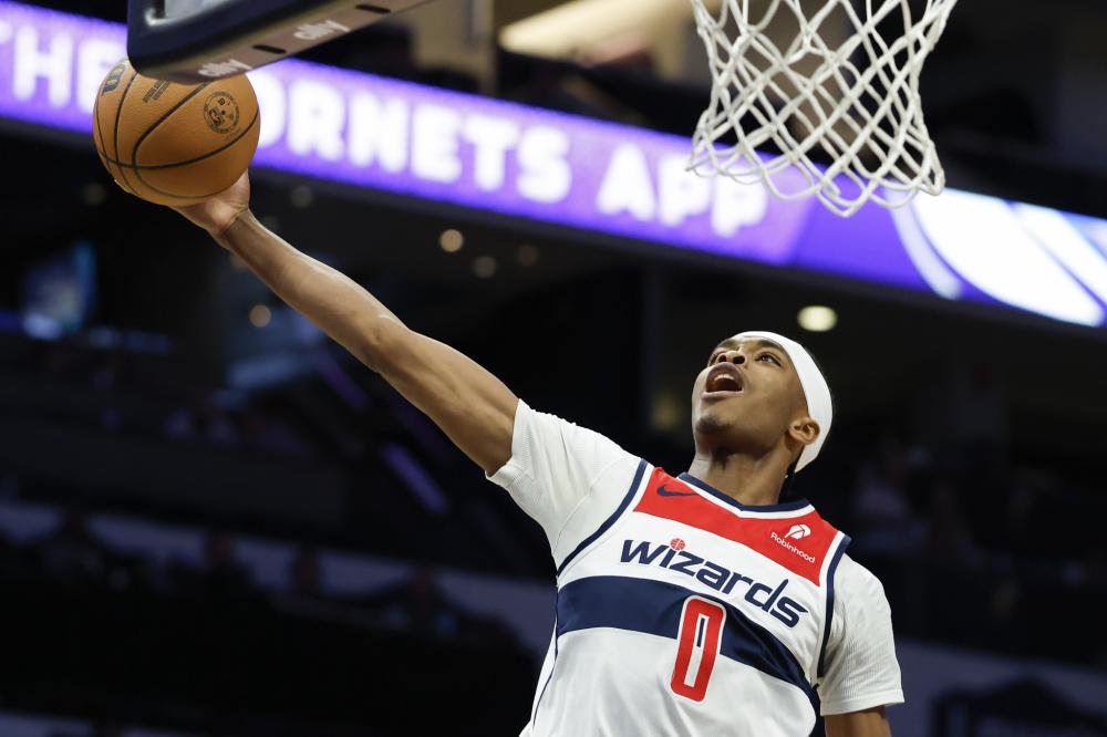 攻防两端均 攻防两端均